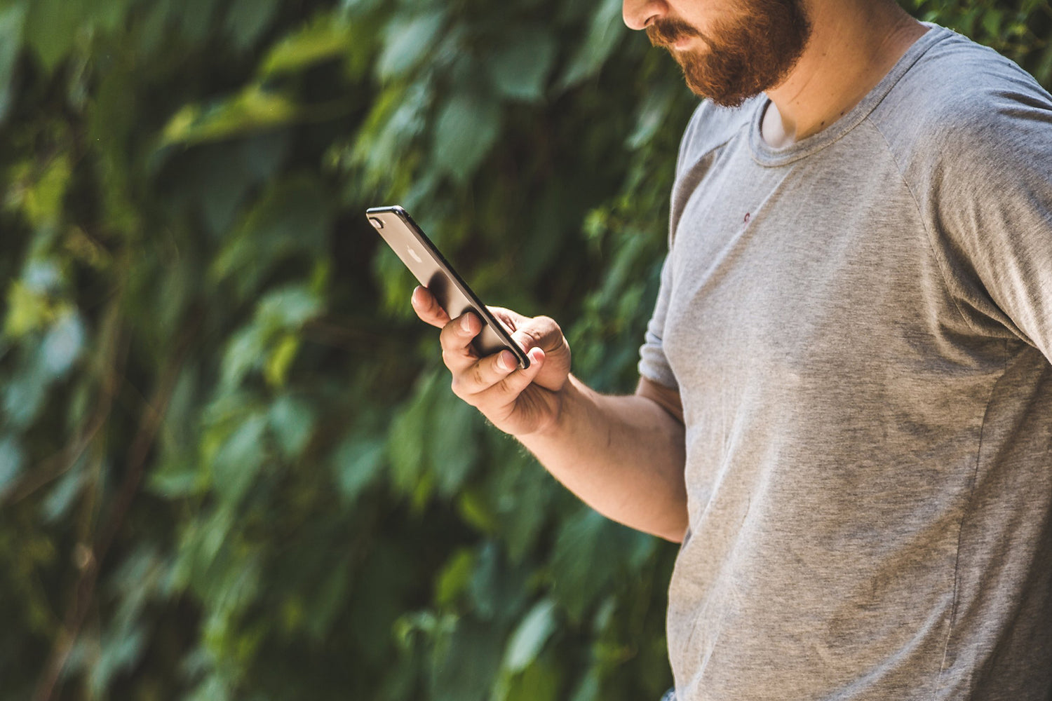 Instagram is Crushing Snapchat. Why Marketers Should Care!